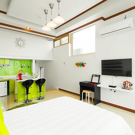 Sea & Pine Pension Namhe Kültér fotó